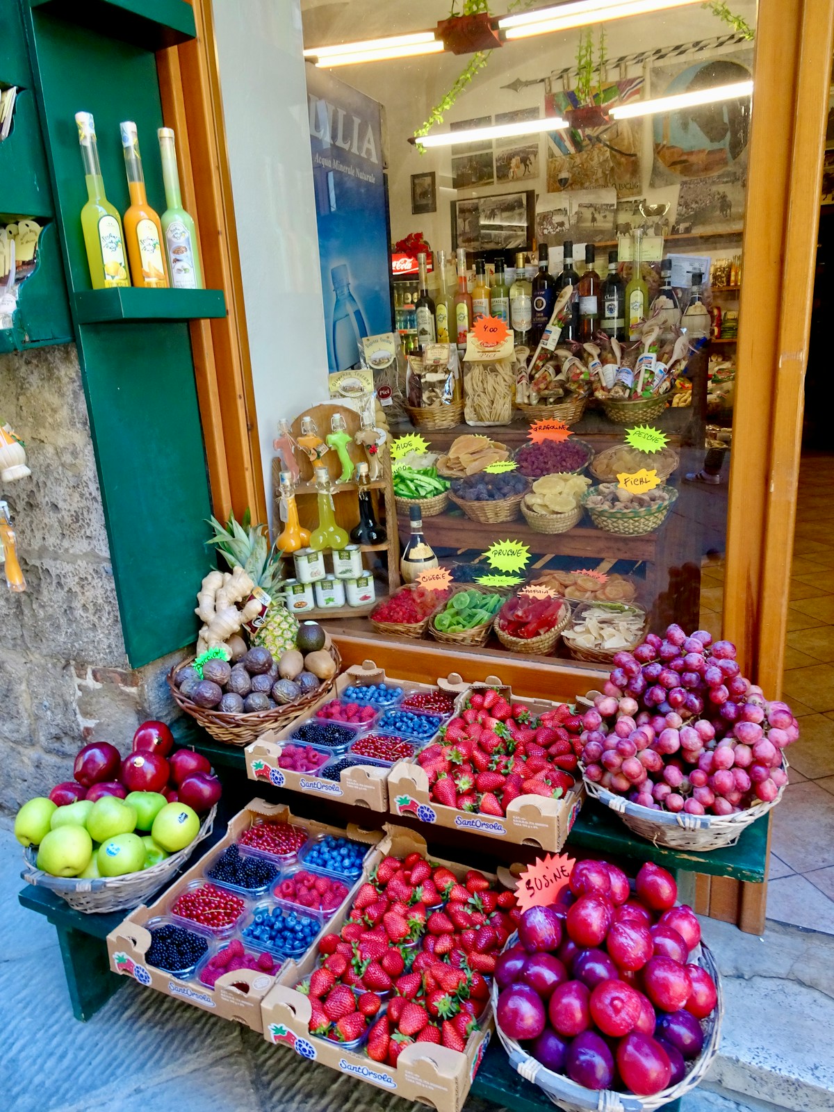 Traditional Arezzo food